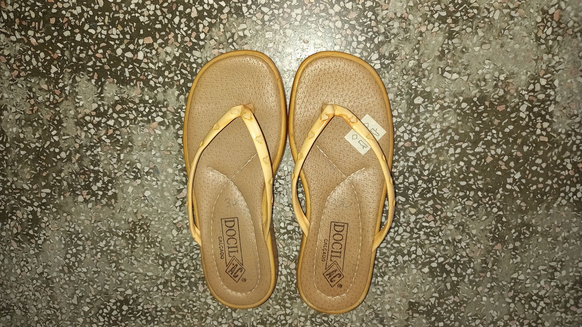 Chinelo para criança docil