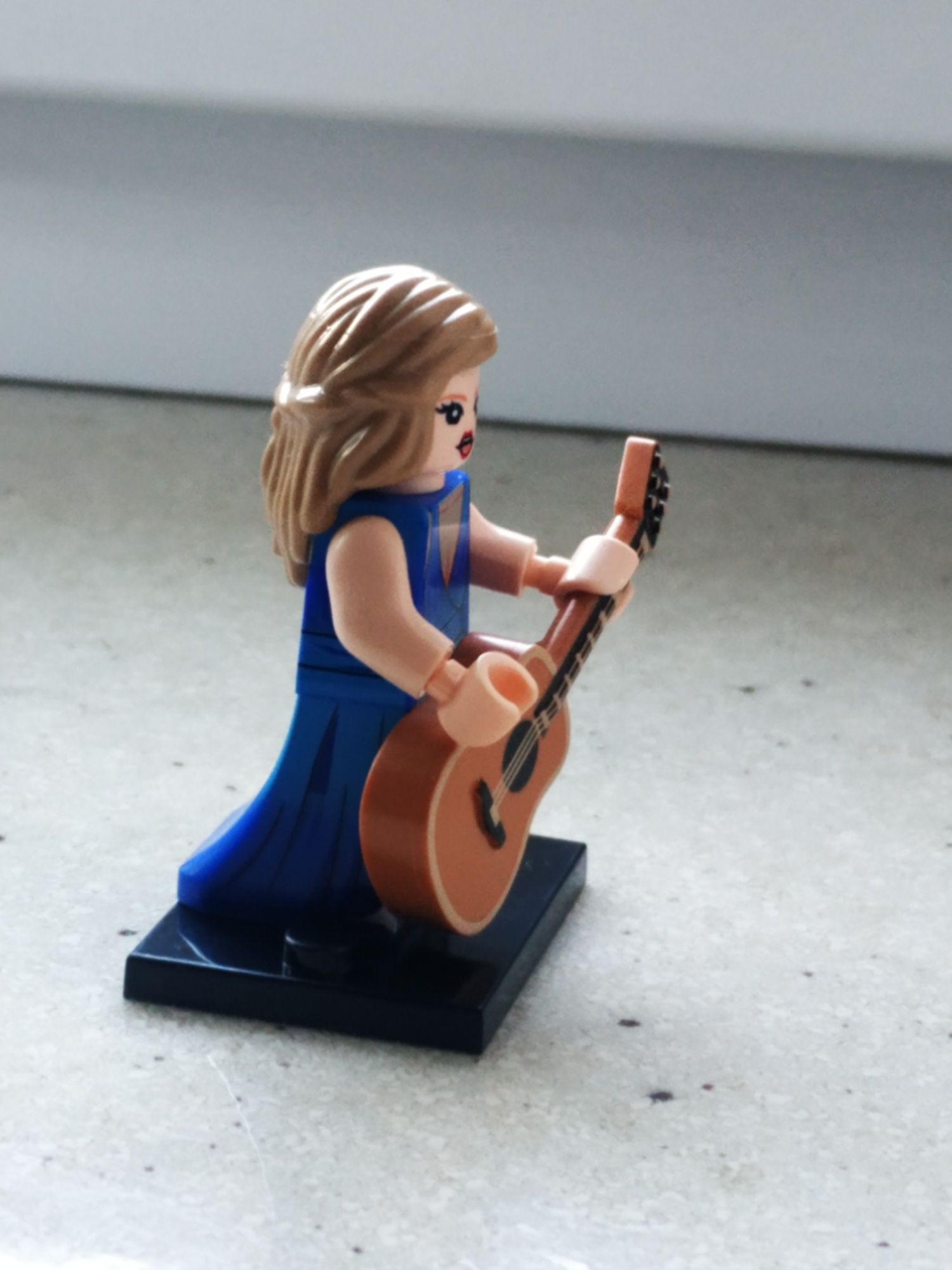 Taylor Swift, minifigurka, figurka, klocki kompatybilne z LEGO
