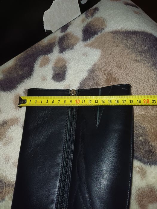 Женские зимние сапоги