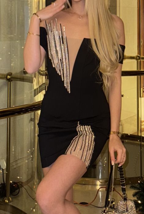 Плаття Frolov.