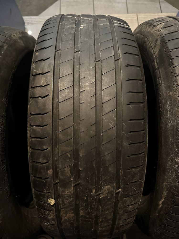 Продам шины 235/60 r18