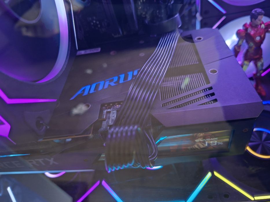 RTX3070 8gb Aorus Master TRIO VISOR LCD PERSONALIZÁVEL
