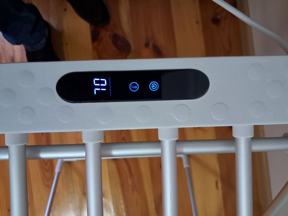 Сушка електрична для одягу та білизни