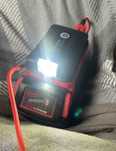 Adapter na baterie Milwaukee z ładowarką i lampą led. Powebank