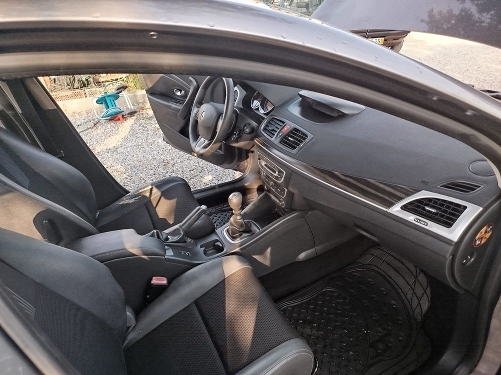 Renault Mégane Sport Tourer 1.5 dCi Dynamique 110cv – Janeiro 2011