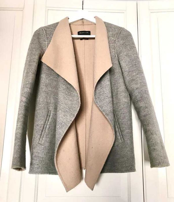 Wełniany płaszcz Massimo dutti