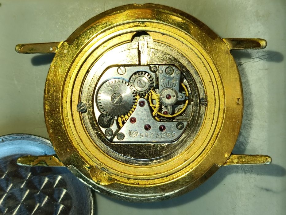 Часы "Слава" - золоченые