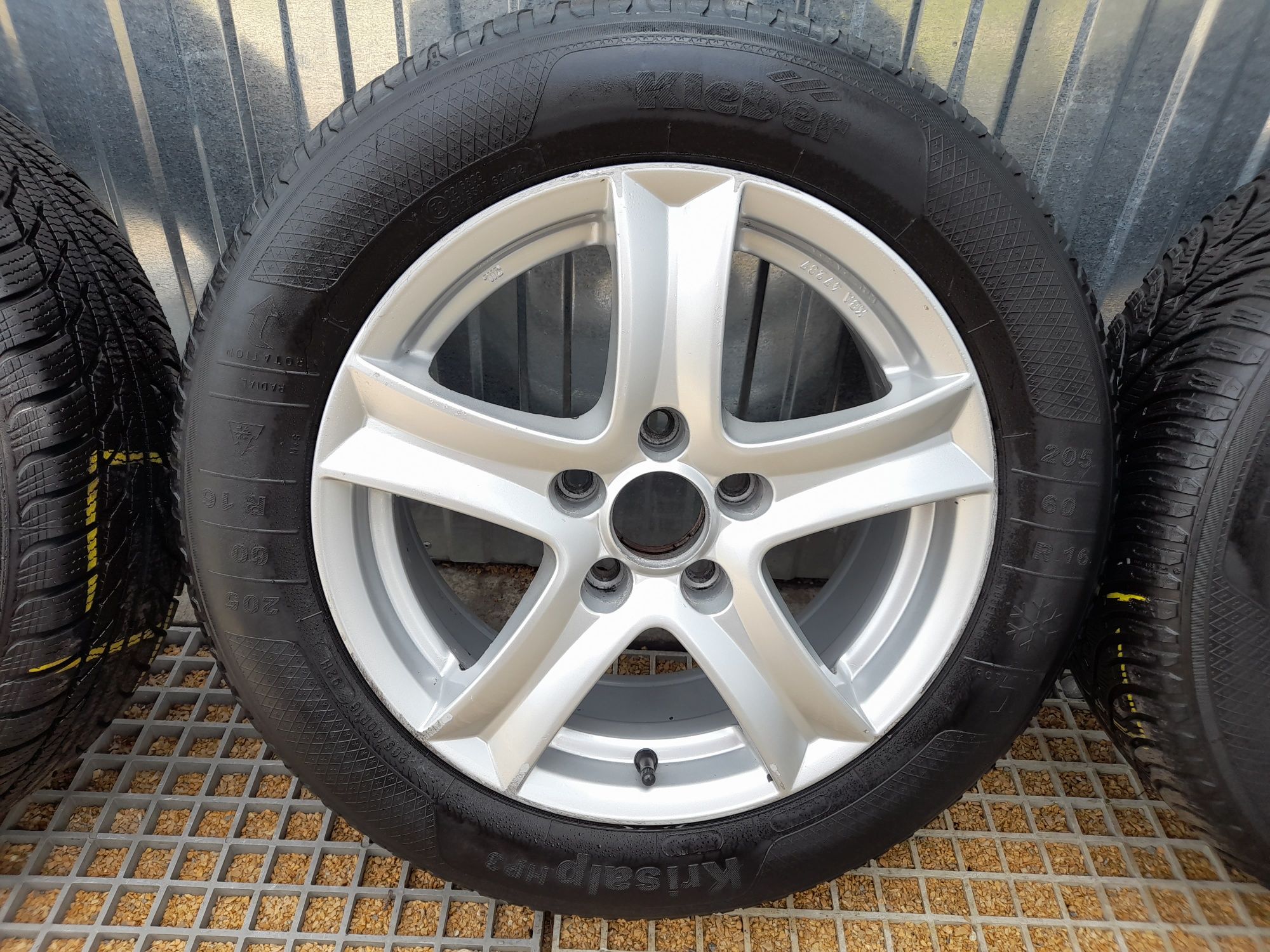 5x114,3  Z oponami