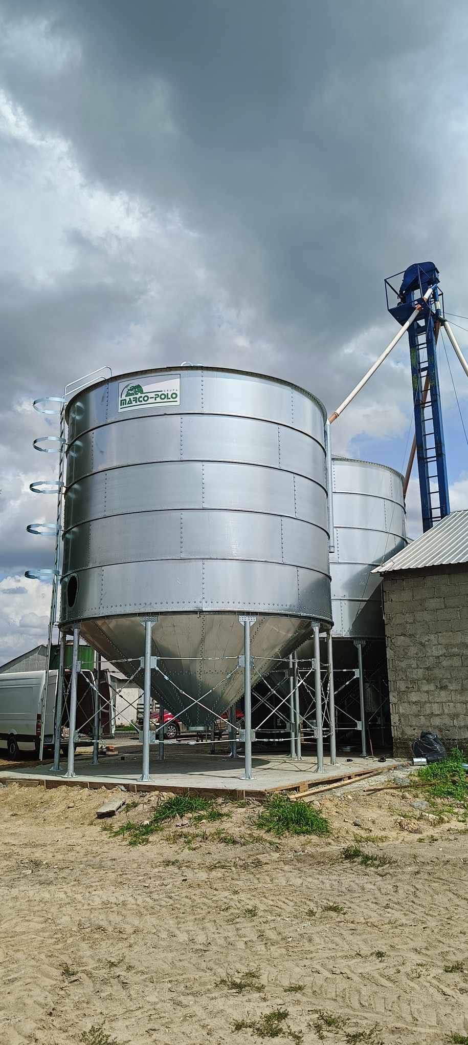 Silos 177ton 100ton 150ton RÓŻNE Marco-Polo z montażem na rok 2025