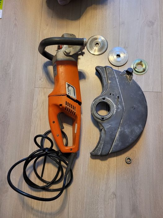 Szlifierka kątowa Husqvarna K3000 uszkodzona