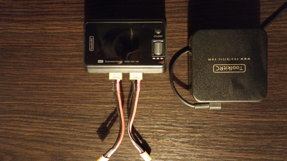 Toolkit RC M6D із блоком живлення та перехідниками на XT30
