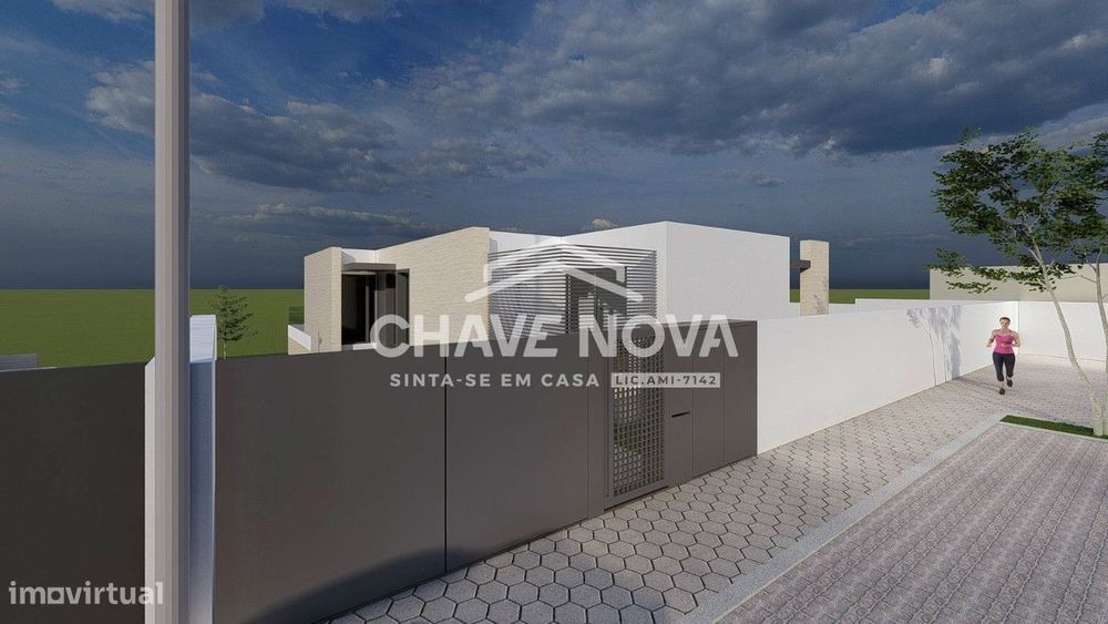 Moradia T3+1 de Luxo c/ Piscina em São Félix da Marinha