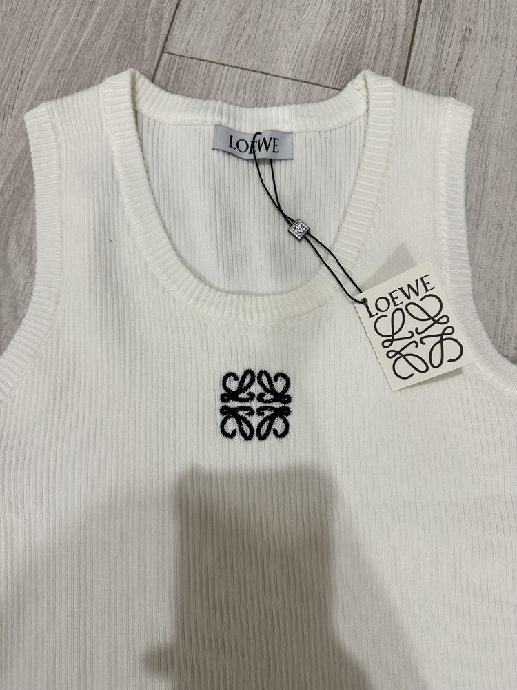 Top biały loewe