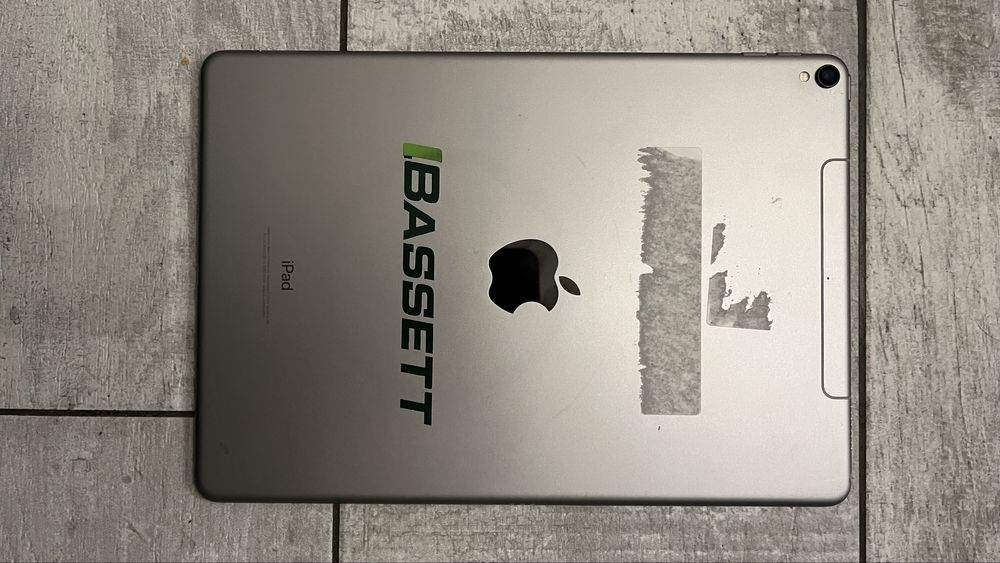 Ipad Pro 10.5 inch a1709 на запчастини