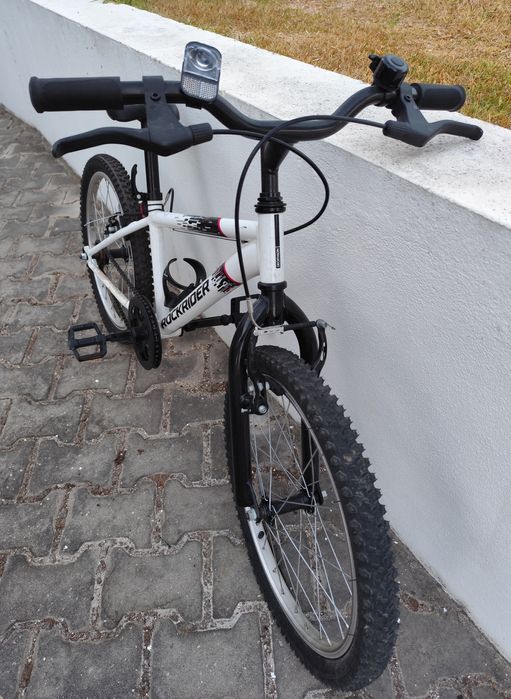 Bicicleta BTT Rockrider ST 100 20" Branco, muito bom estado