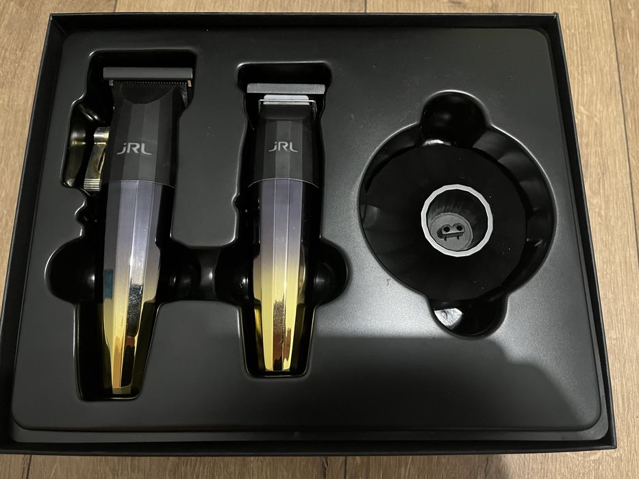 Zestaw JRL maszynka , trymer, stacja ładowania ostrza