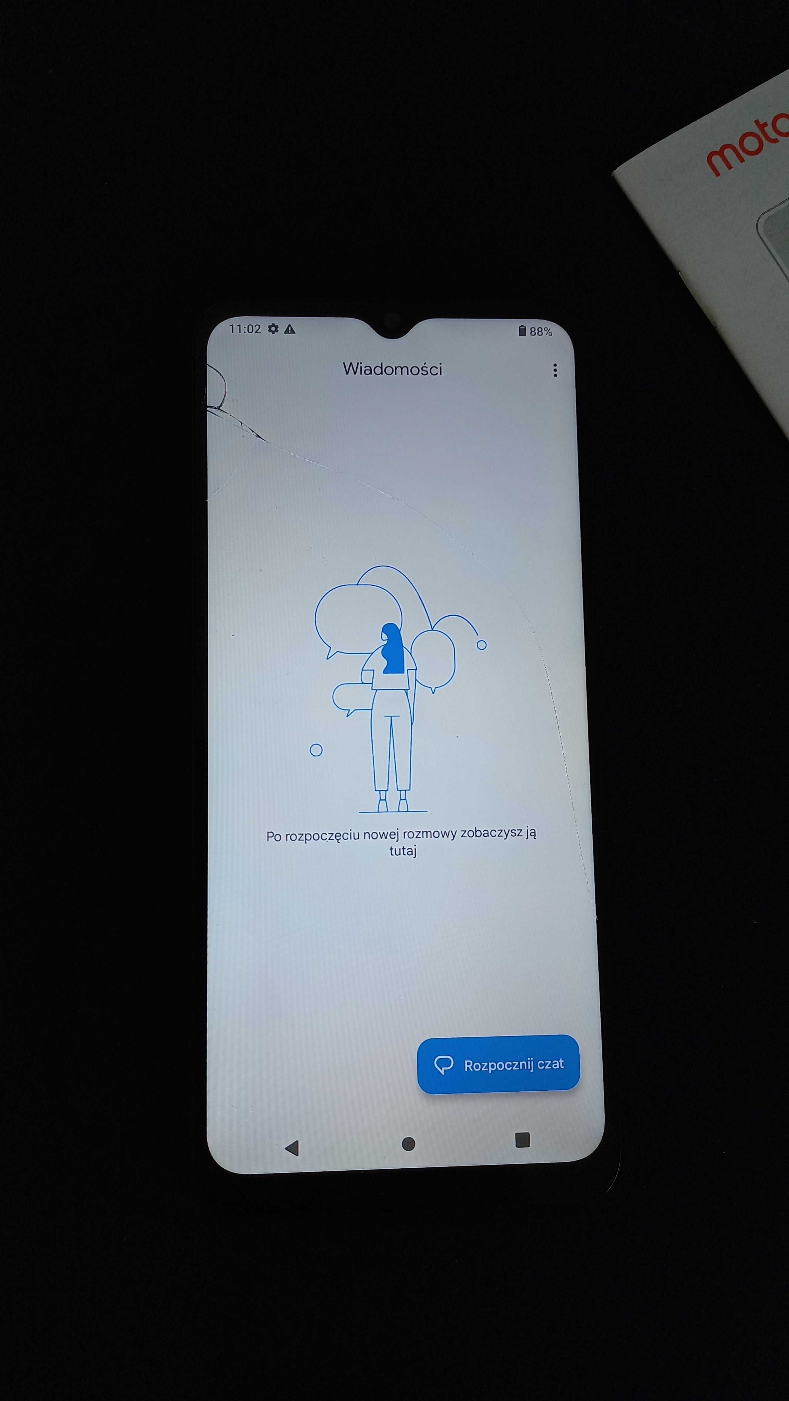 Motorola moto e13 dual sim plus ładowarka i kabel USB C