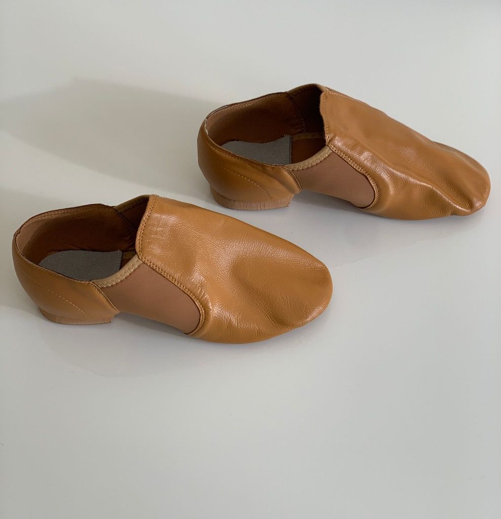 /57/Buty taneczne  jazzówki lekkie wygodne.