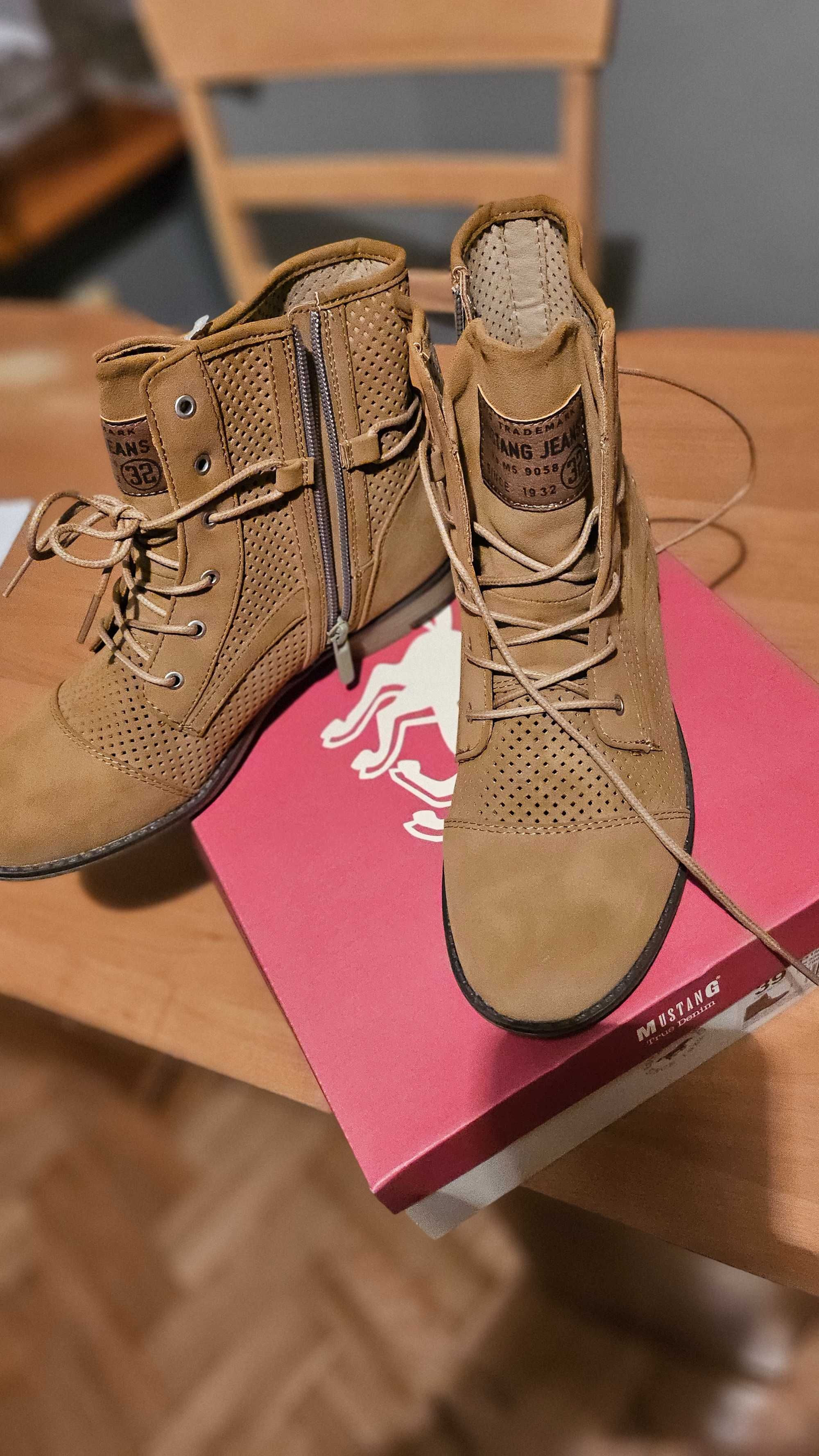 Nowe buty Mustang damskie roz. 39