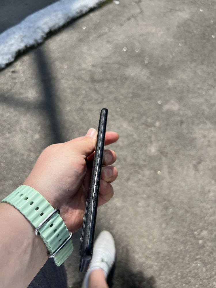 One Plus 9pro 256gb