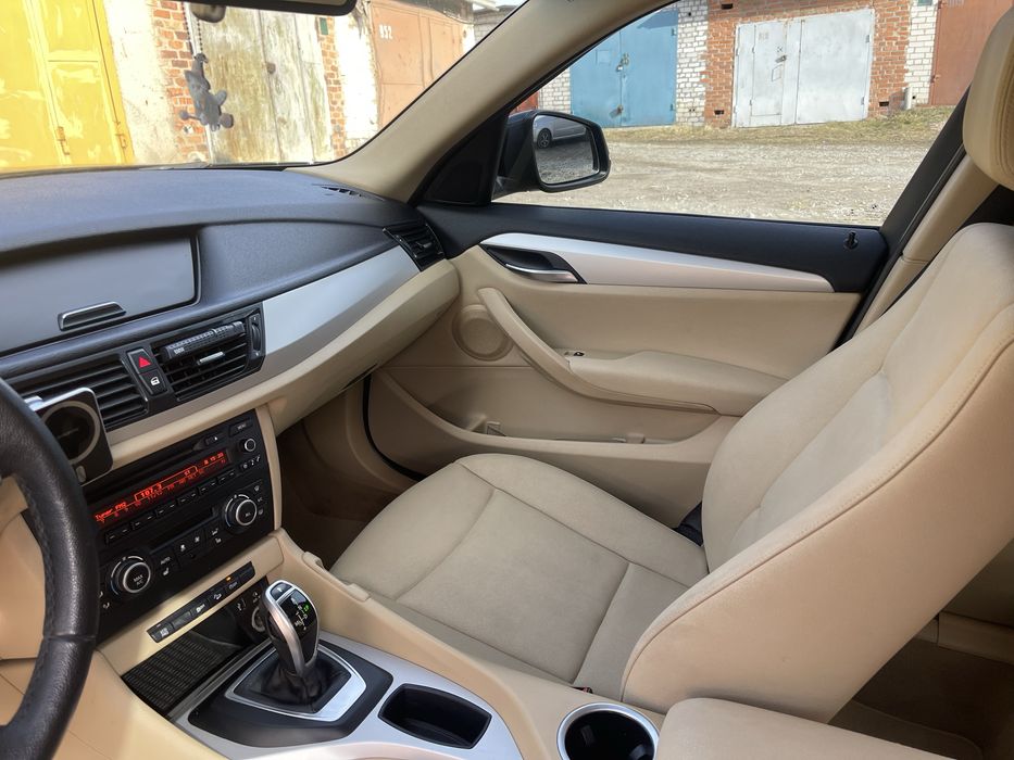 Продам авто BMW x1, 245 к.с., бензин