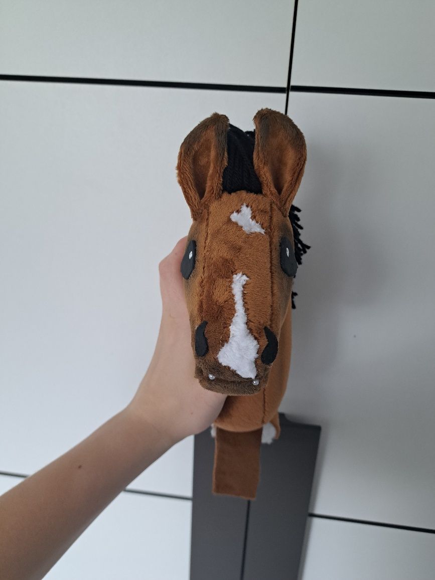Hobby horse A5 gniady
