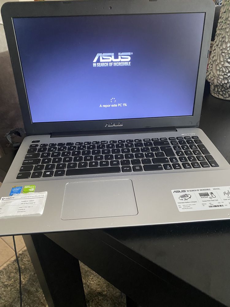 Vendo ASUS X55L novo