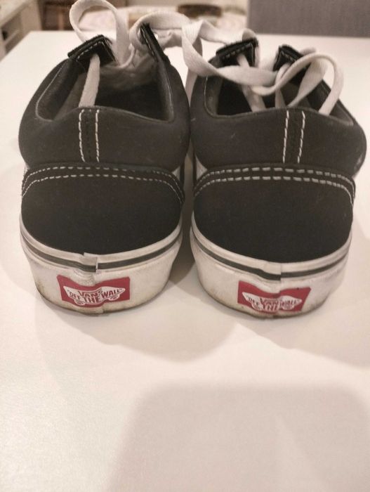 Sapatilhas originais Vans modelo Old-Skool baixas