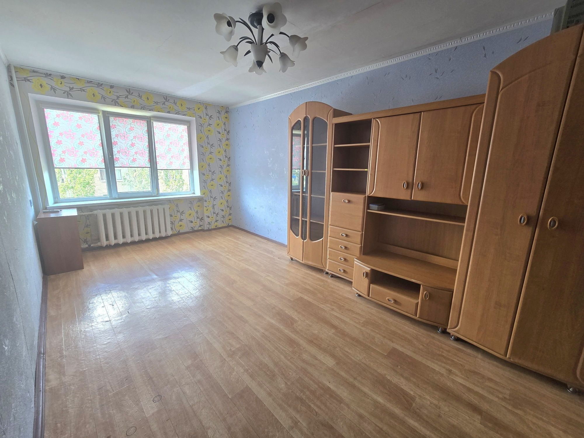 Продам 2к.квартиру Левый берег, Осенняя