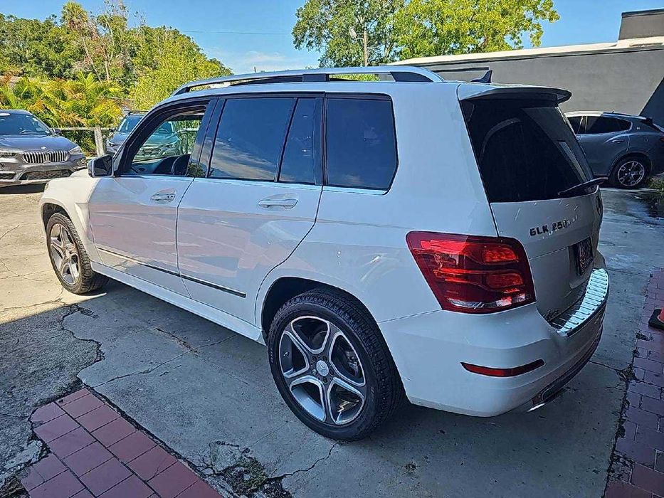 2015 Mercedes-Benz GLK 250 BlueTEC 4MATIC Жива машина