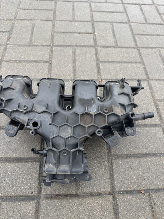 Впускний колектор Форд Ейдж 2.0 2019