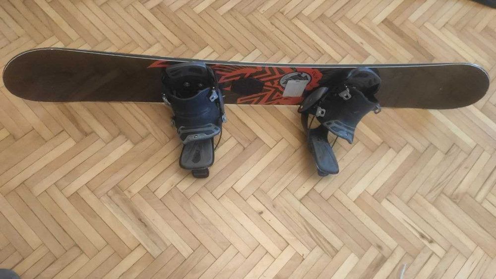 Сноуборд Nitro 149 см + кріплення Flow L