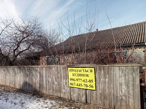 Продам будинок смт Дашів проулок Липовий 1