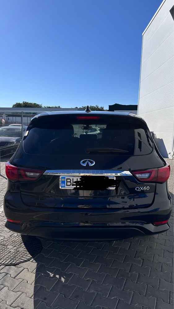 Infiniti QX60 в отличном состоянии