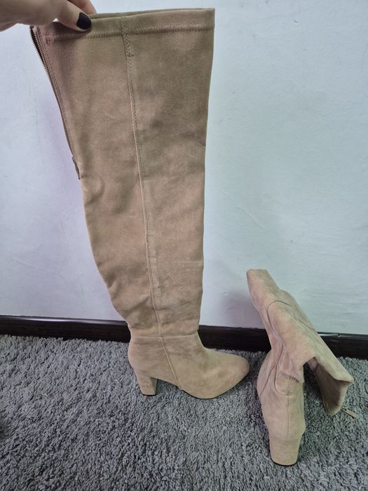 Продам жіночі замшеві чоботи-ботфорти