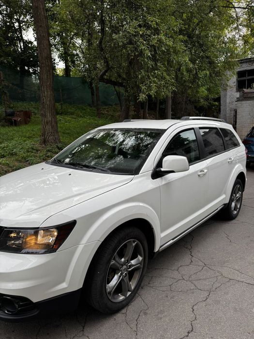 Dodge Jorney Crossroad