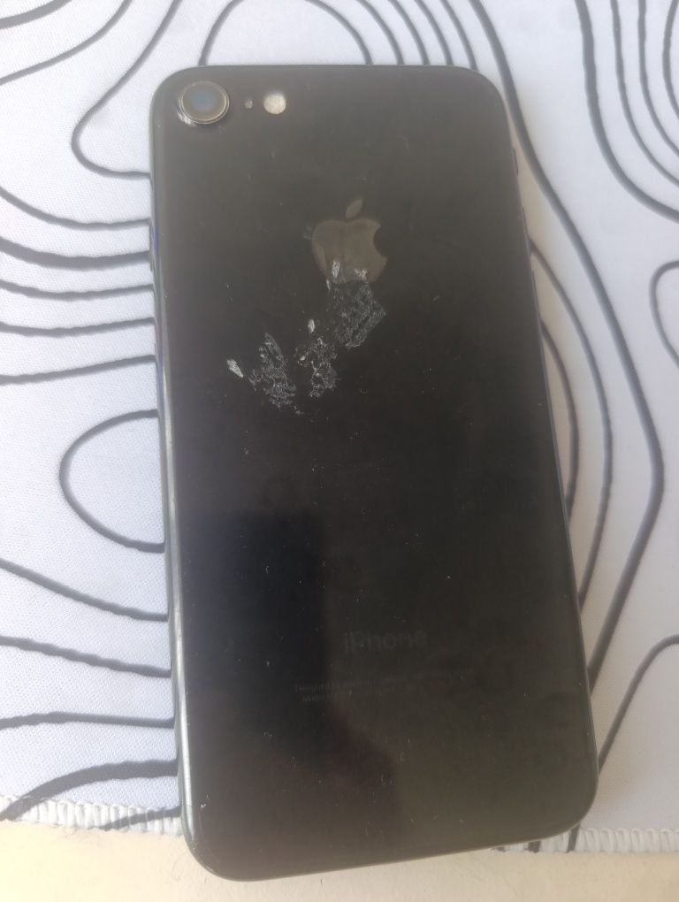 iPhone 7 по запчастинах