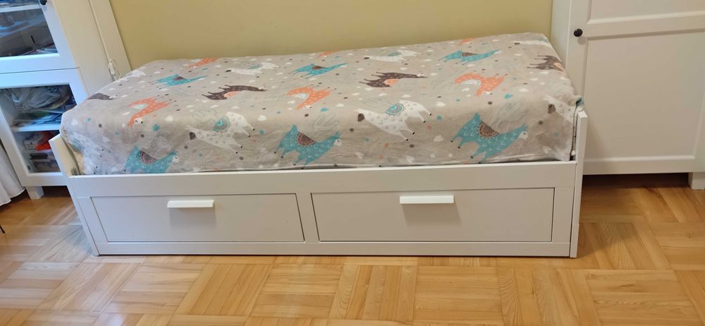 Łóżko IKEA BRIMNES [02] + 2 materace MALVIK (80x200/160x200)