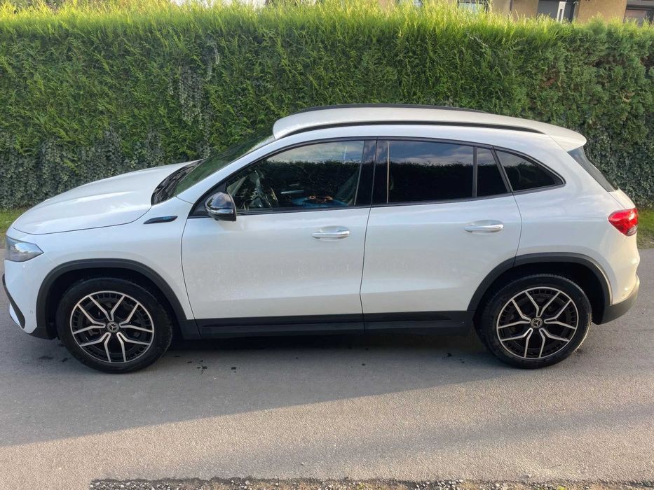 2021 Mercedes-Benz EQA 350 66.5kWh 4-Matic AMG Line