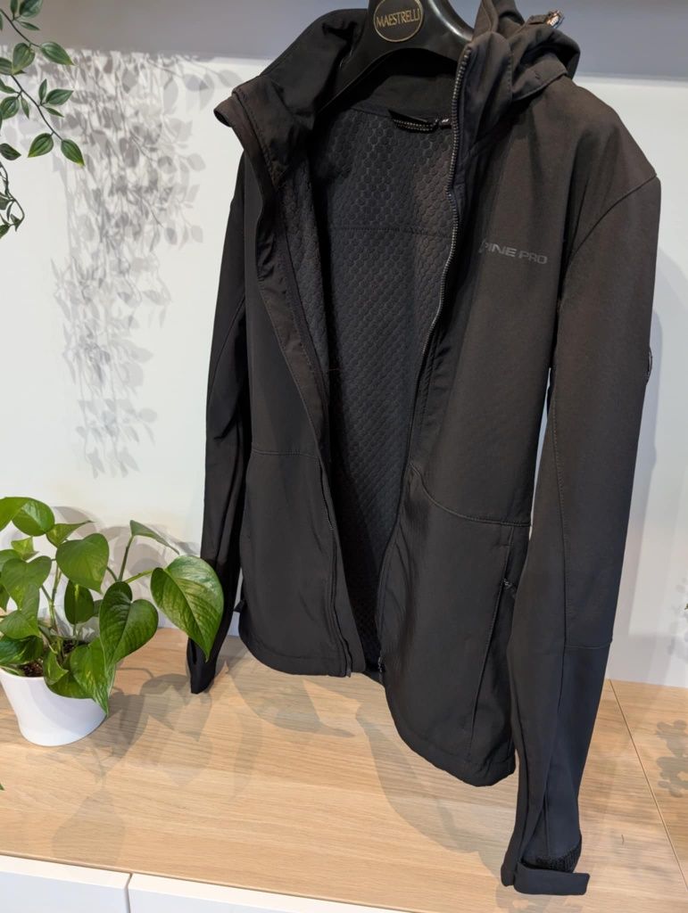 Męska kurtka softshell Merom Alpine Pro w stanie idealnym. Rozmiar XS