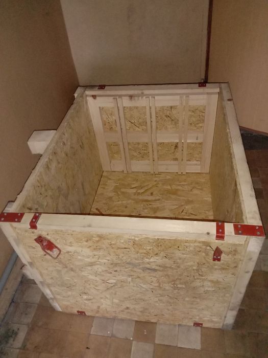 Ящик для хозяйственных нужд