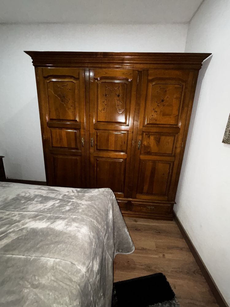 Quarto em madeira