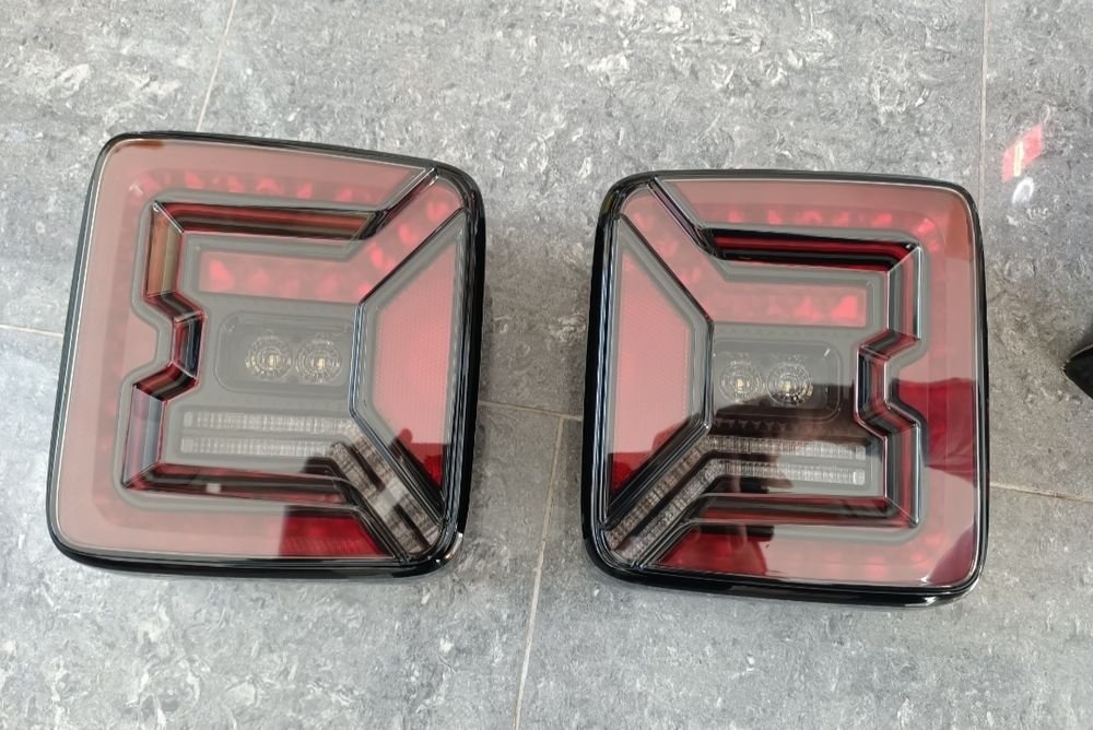 Lampy tył LED tylne Jeep Wrangler JL 2018 do 2023 europejskie