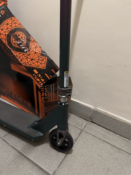 Трюковой самокат District HTS Complete Scooter Litmus