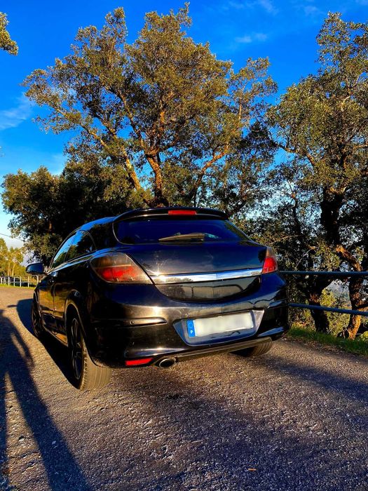 Opel Astra GTC 1.7
