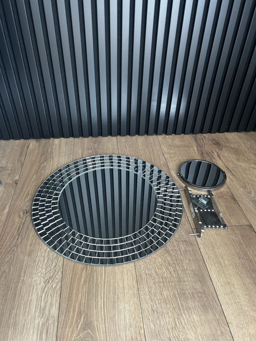 Lustro - 2 lustra Ikea , 1 powiekszające