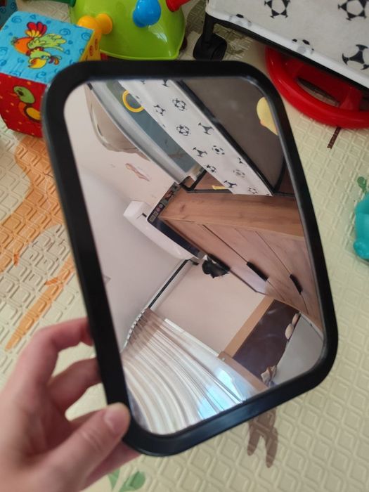 Пластикове дзеркало в машину, щоб видно було дитину