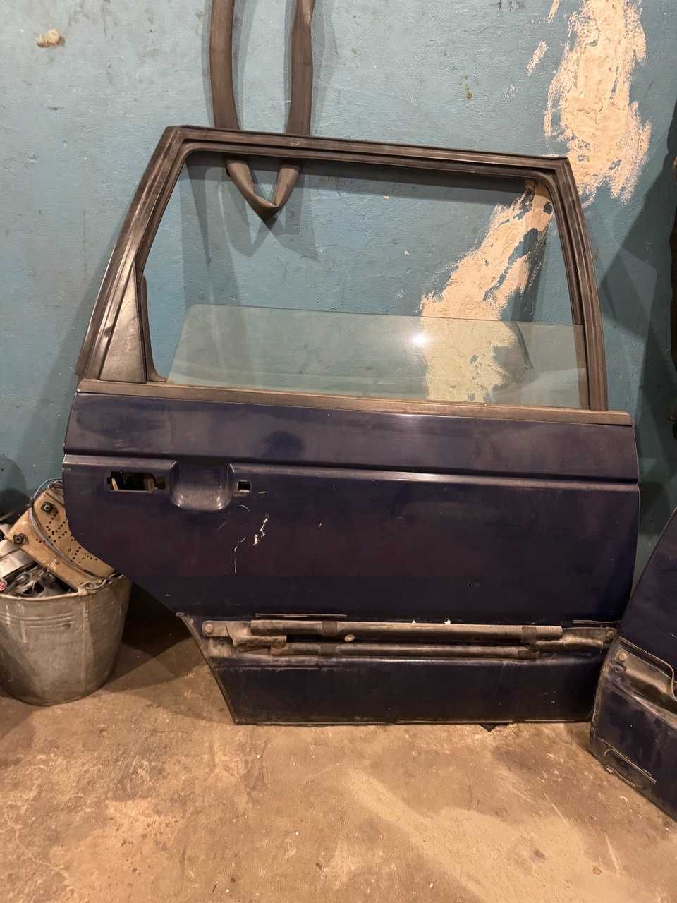 Двери на passat b3