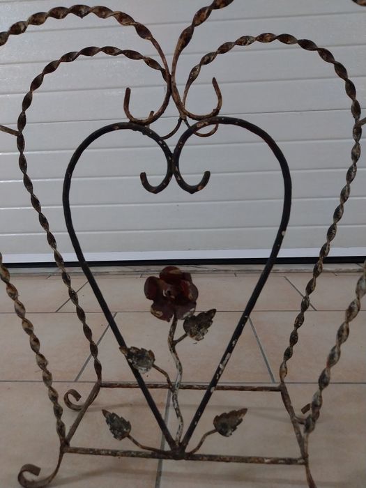 Porta guarda chuva/bengaleiro em ferro forjado