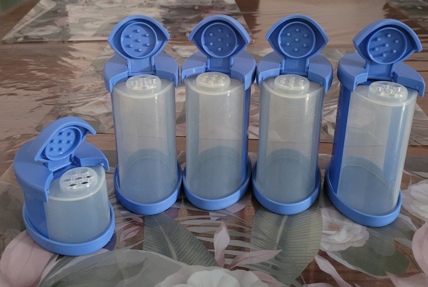 Tupperware pojemniki do przypraw Orient Expres